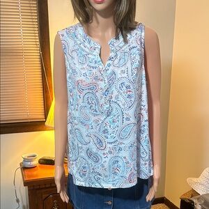 Sleeveless Paisley Henley Top - Light Blue